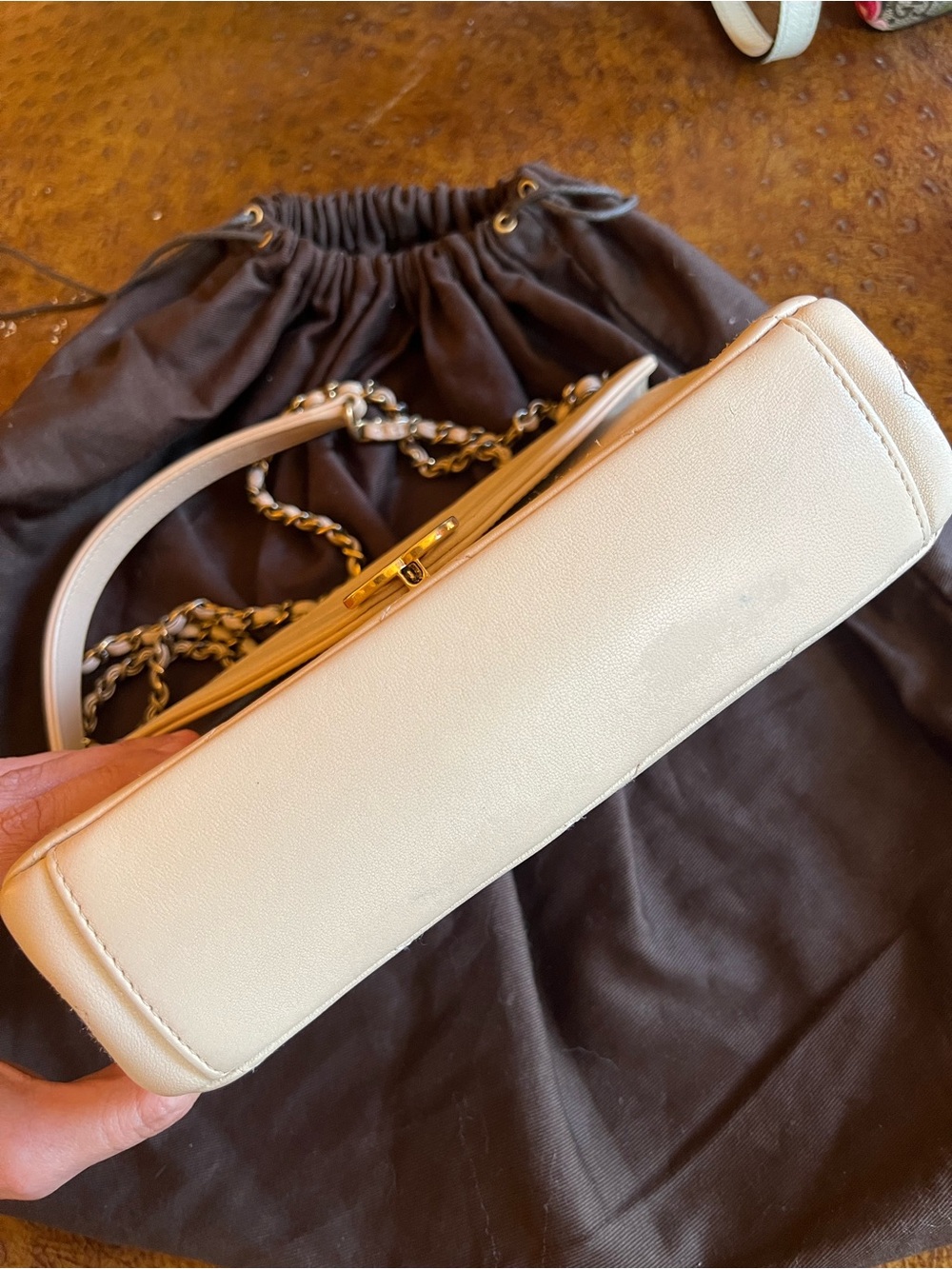 Authentic Chanel Envelop flap - Picture 7 of 16